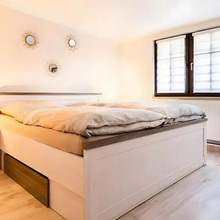 Julia Für 2-6 Personen 90 M²
