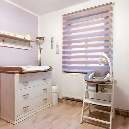 Julia Für 2-6 Personen 90 M² Apartment *